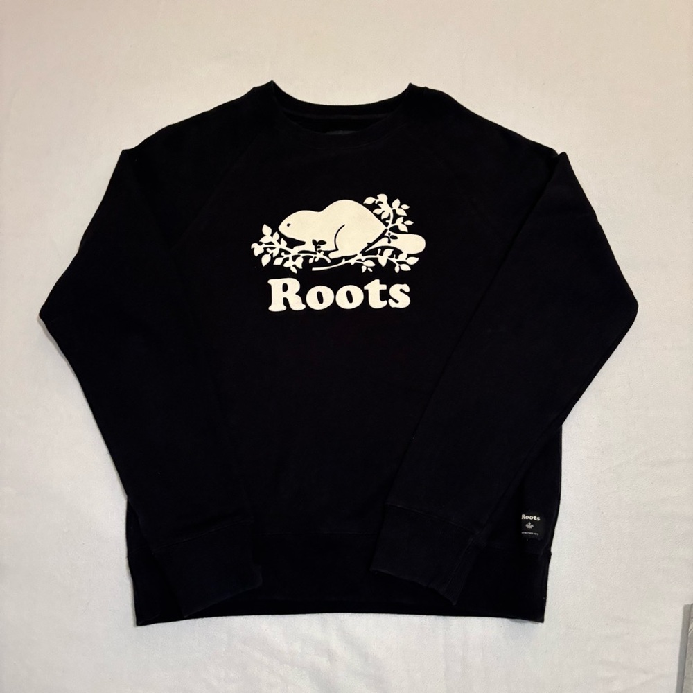 Roots Athletic Beaver Logo Women’s Small Pull over Crew neck Sweatshirt Black